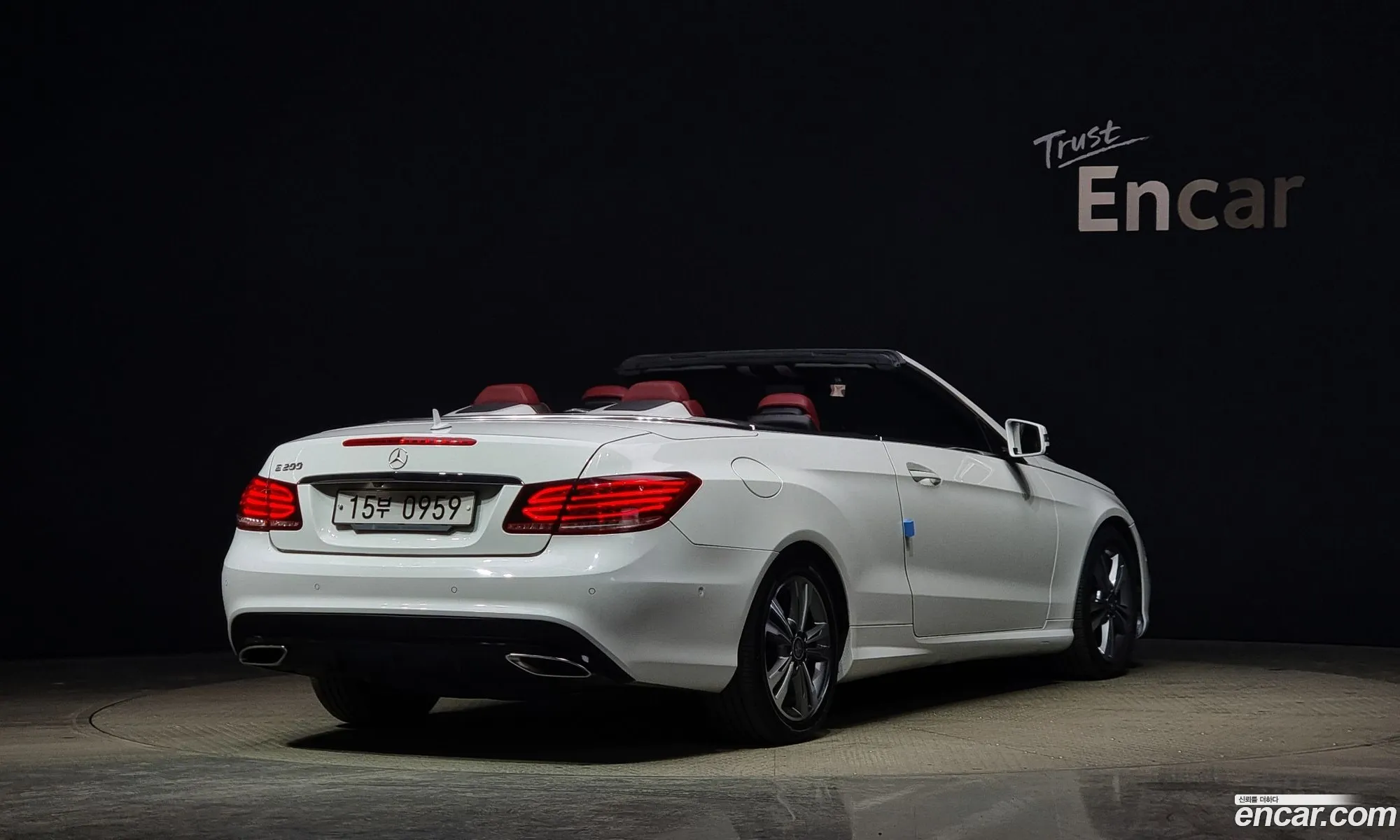 Mercedes-Benz E-Klasse E200 Cabriolet 2016 - фотография 12679727