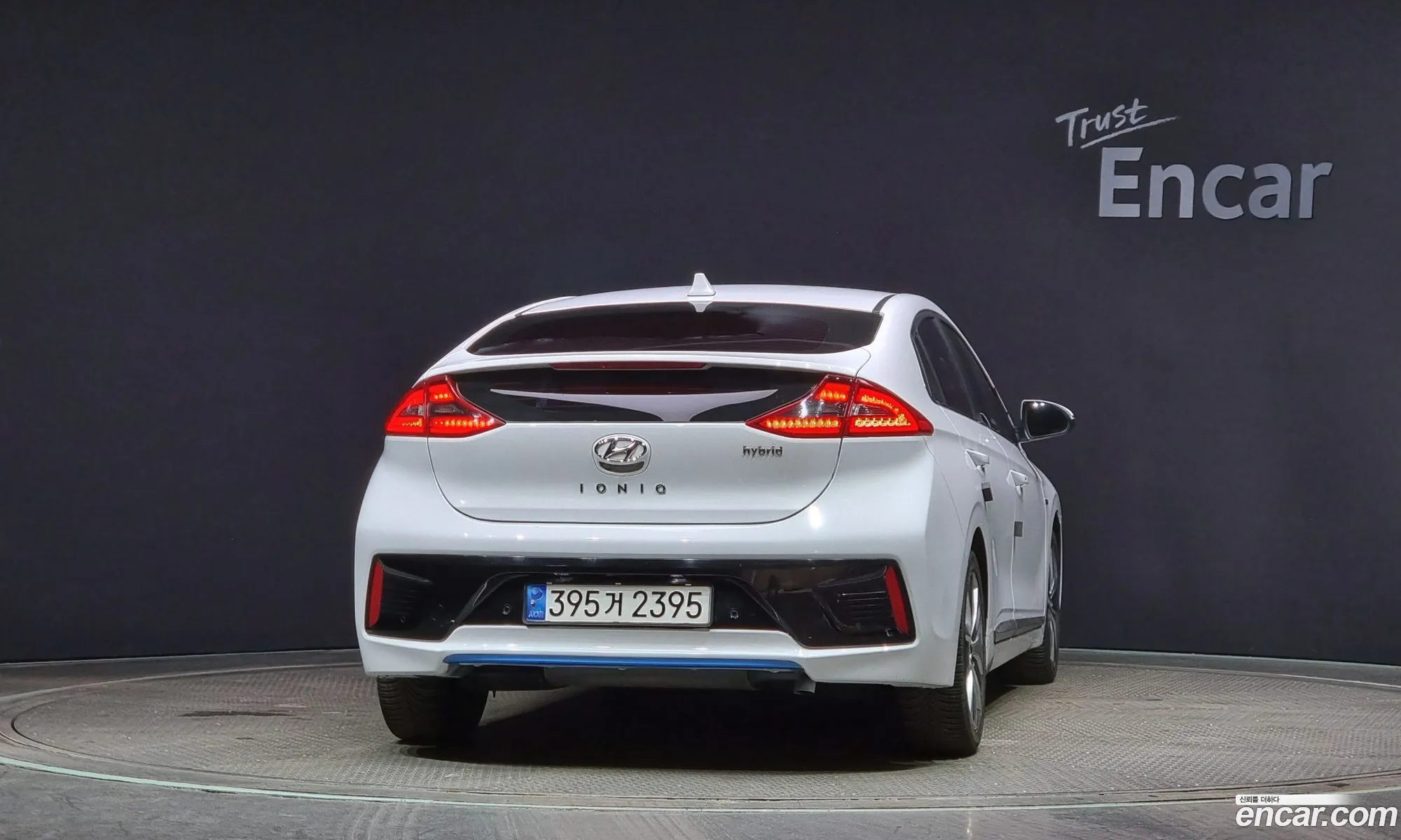 Hyundai Ioniq Hybrid Q - фотография 12876445