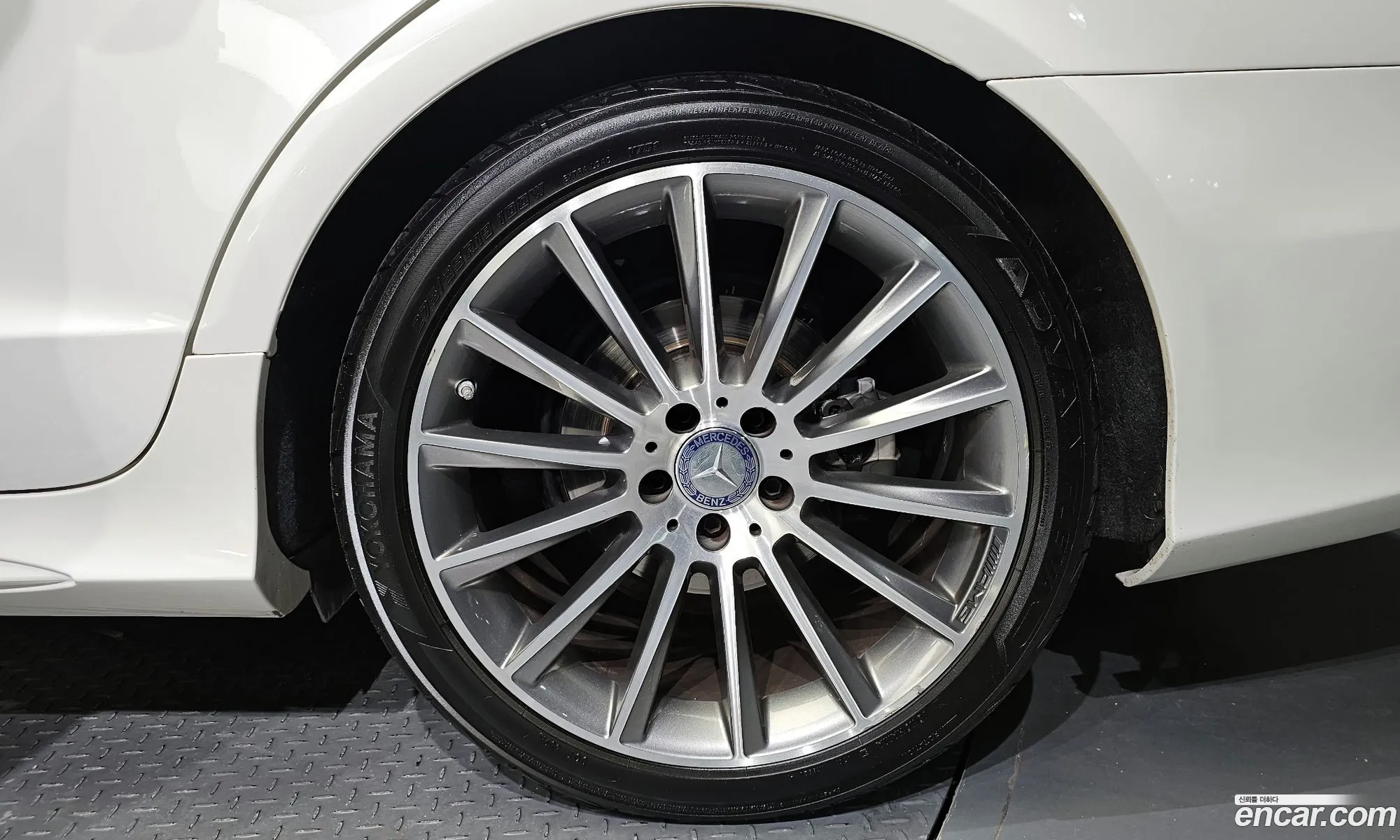 Mercedes-Benz Cls-Klasse Ii C218 Cls400 2016 - фотография 11998535
