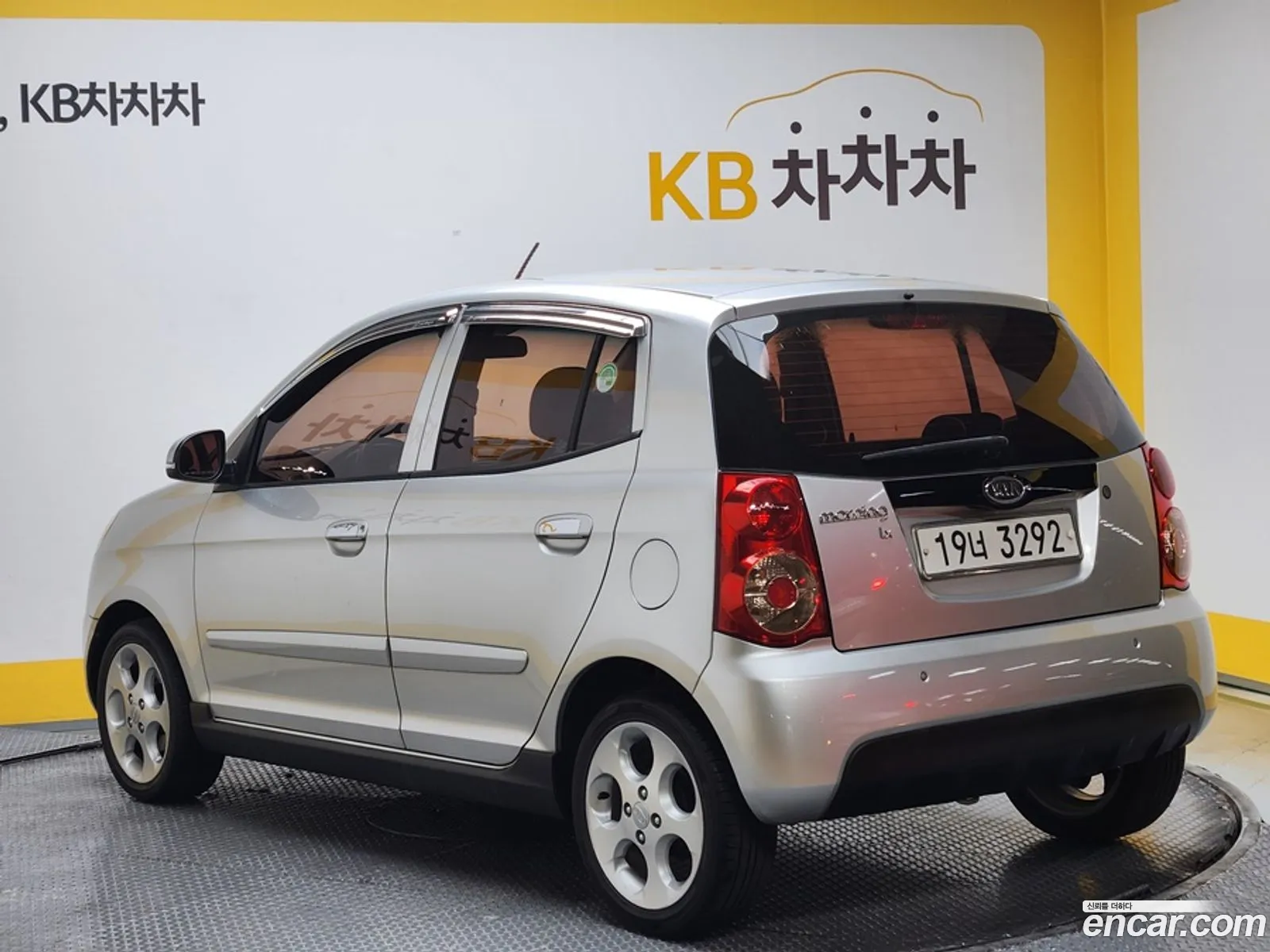 Kia Morning Lx 2011 - фотография 17377263