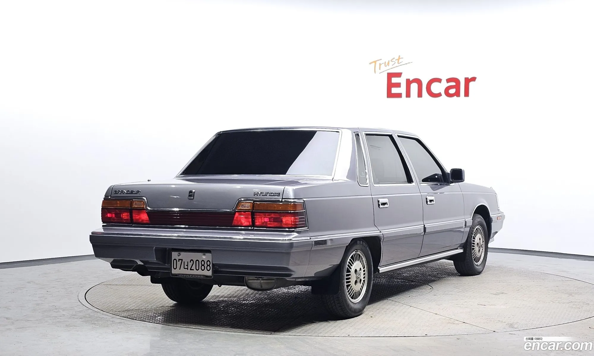 Hyundai Grandeur 24 - фотография 12057205
