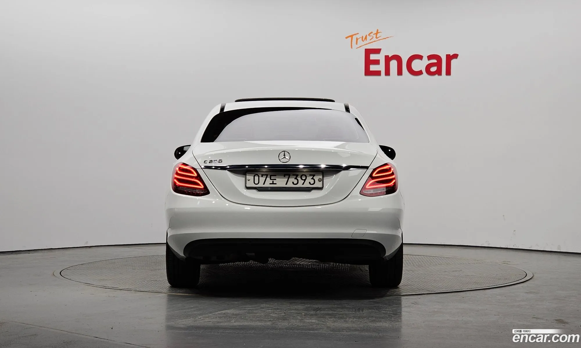 Mercedes-Benz C-Klasse Iv W205 C200 2017 - фотография 12505951