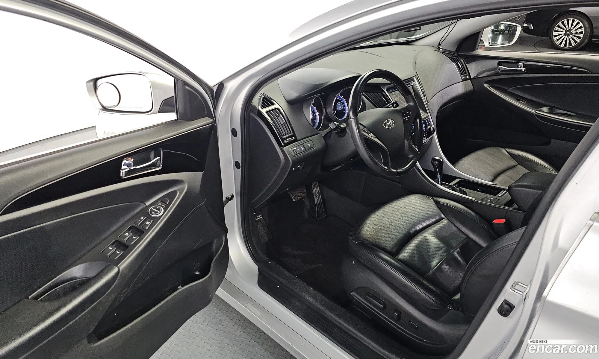 Korex Auto Trade - фотография 12222091