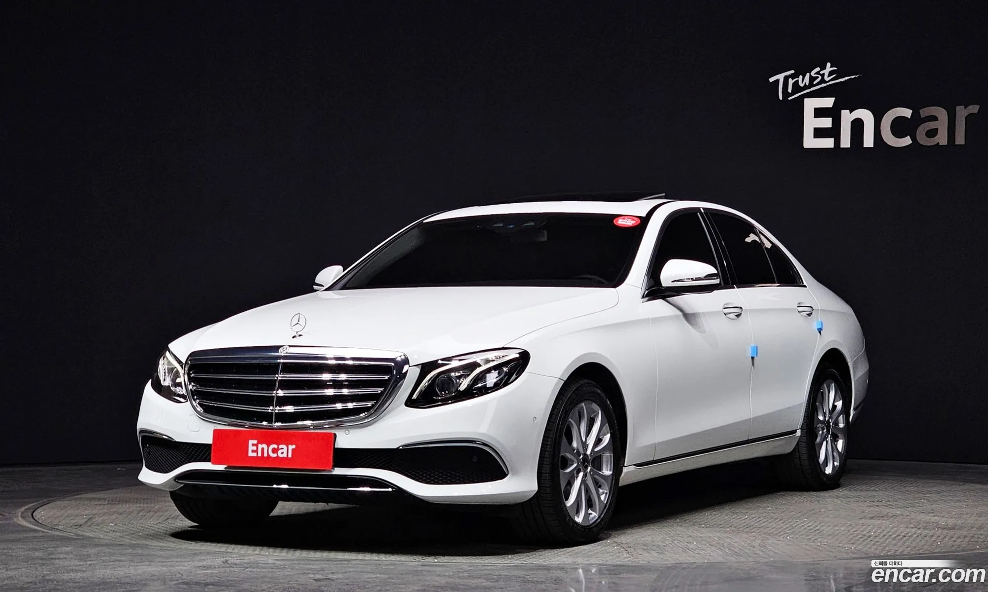 Mercedes-Benz E-Klasse V W213 S213 C238 E220D 4Matic Exclusive 2018 - фотография 12959824