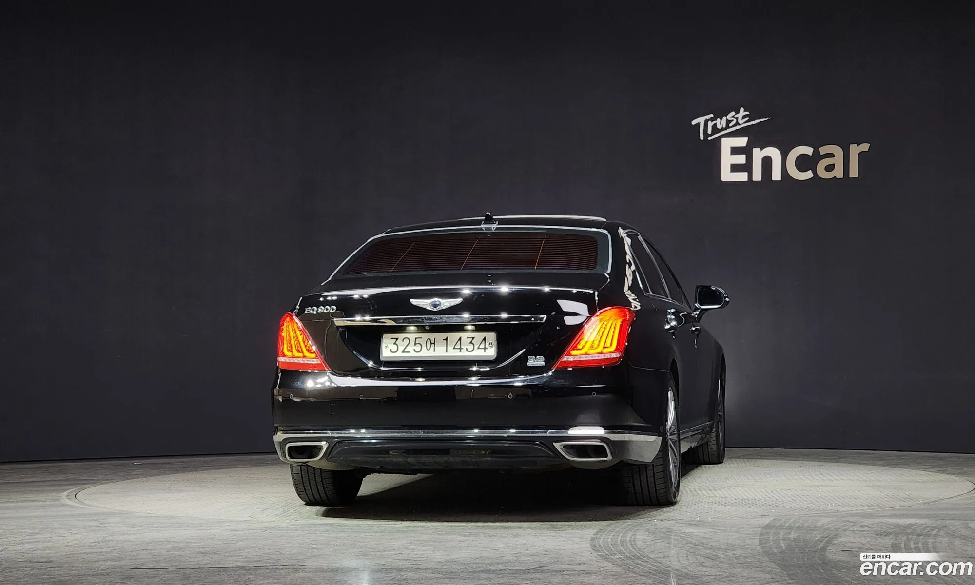 Genesis G90 I 38 Gdi Awd 2016 - фотография 16297836