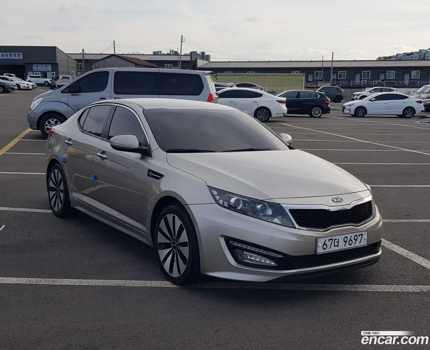 Kia K5 I 20 Prestige 2011 - фотография 17507702