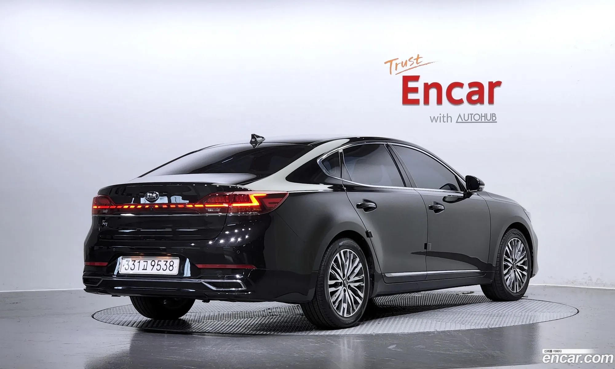 Kia K7 Premier 30 Lpi Prestige Rental Car - фотография 15698881