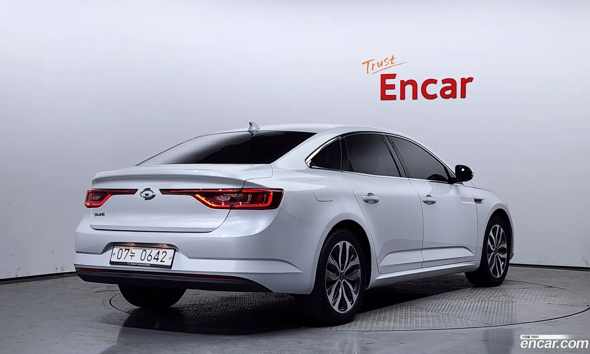 Renault Samsung Sm6 20 Lpe Le For The Disabled 2016 - фотография 11256903