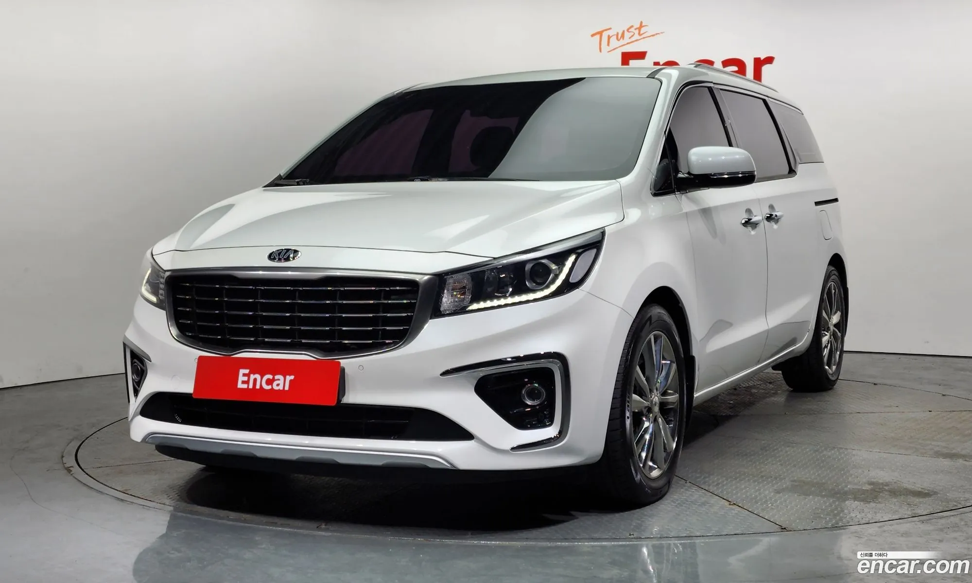 Kia Carnival Iii 9-Seater Prestige 2019 - фотография 11296864