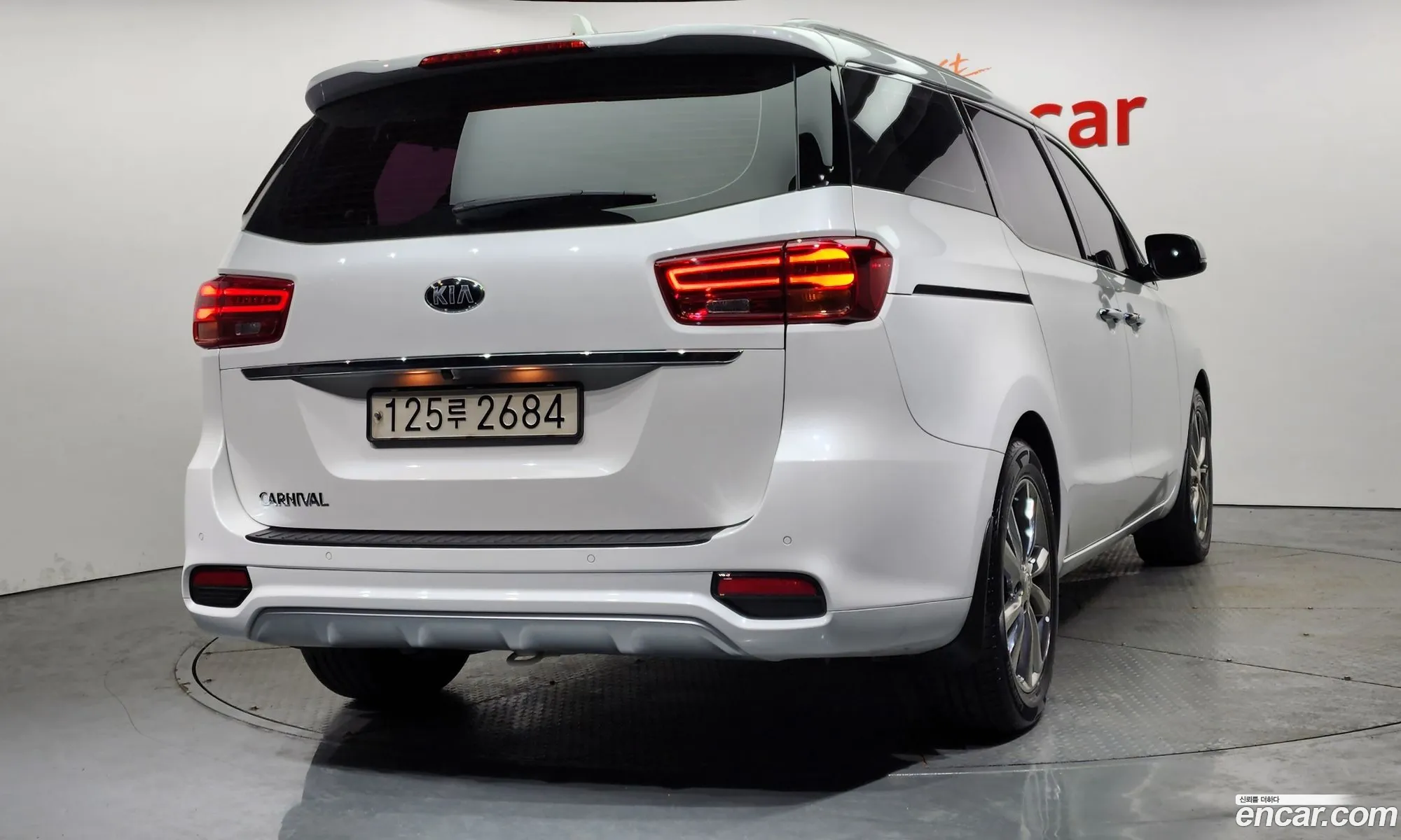 Kia Carnival Iii 9-Seater Prestige 2019 - фотография 11296865
