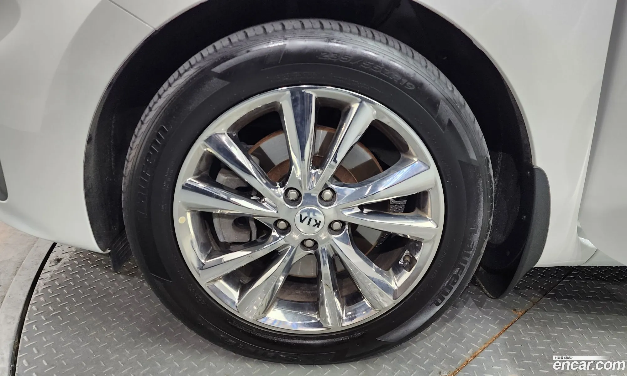 Kia Carnival Iii 9-Seater Prestige 2019 - фотография 11296868