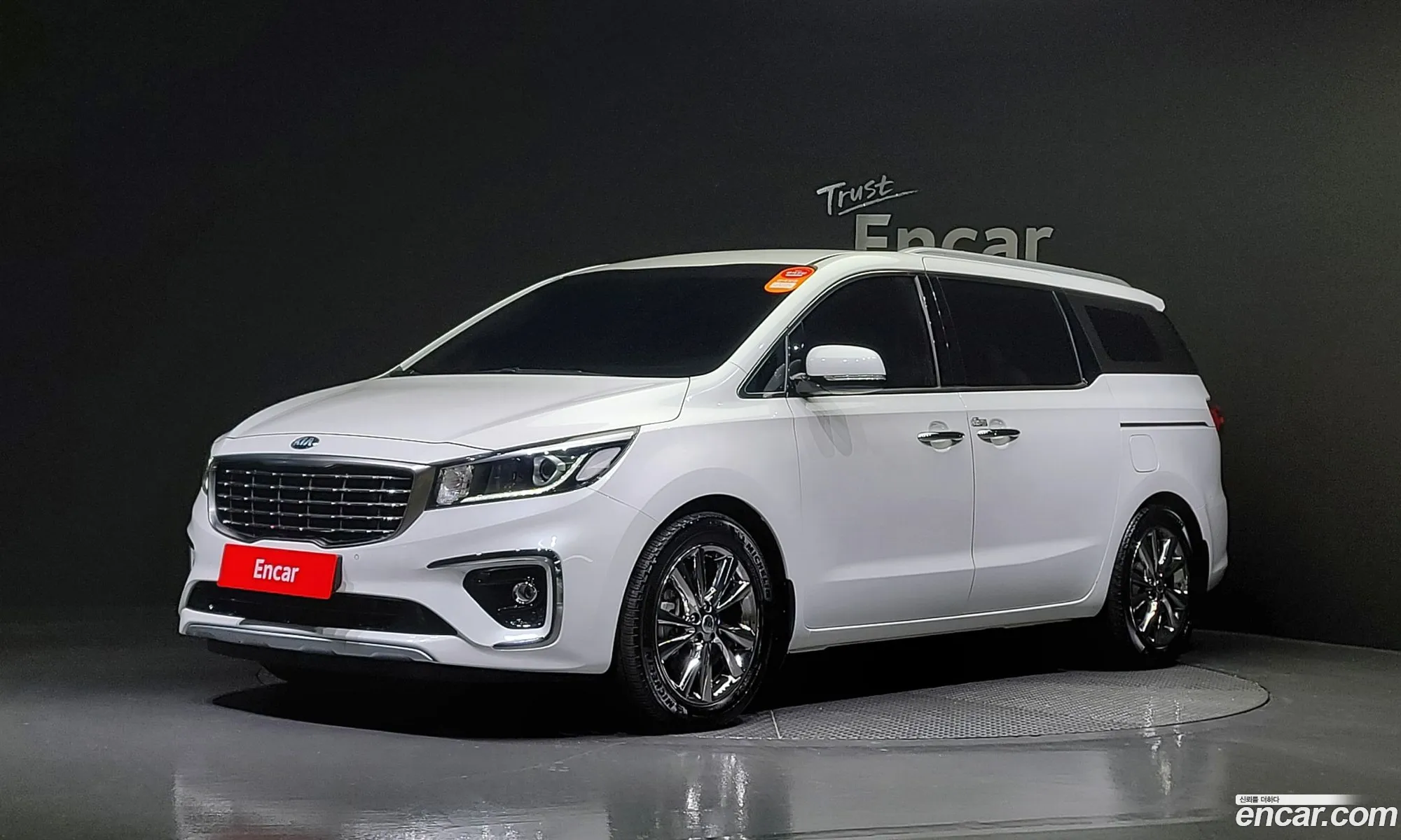 Kia Carnival Iii 9-Seater Prestige 2019 - фотография 11986759
