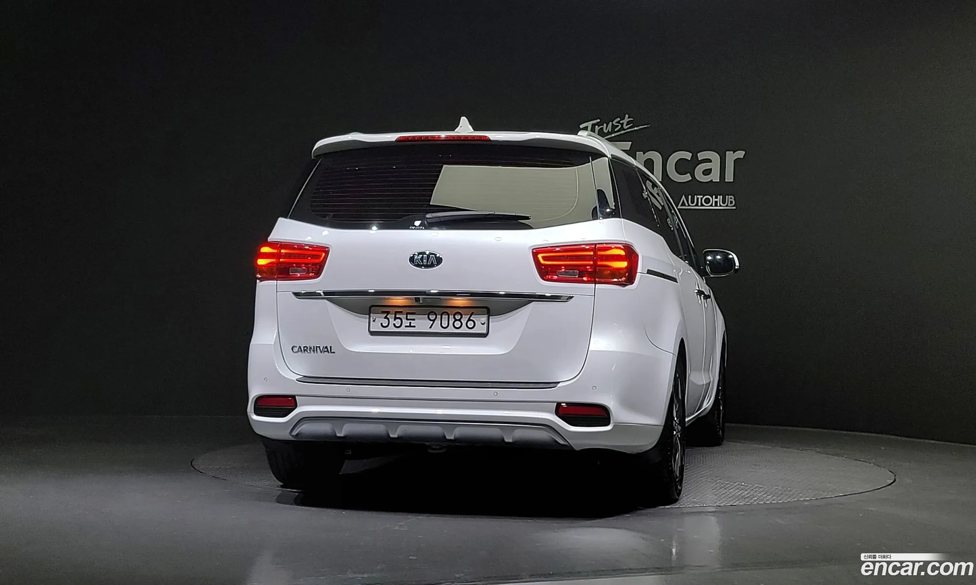 Kia Carnival Iii 9-Seater Prestige 2019 - фотография 11986762
