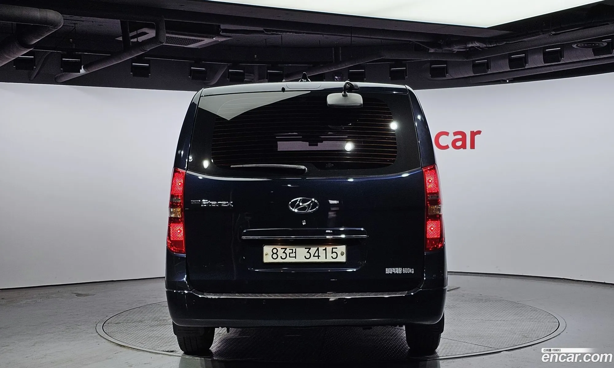 Hyundai Starex 5 Seater Van 2020 - фотография 12241406