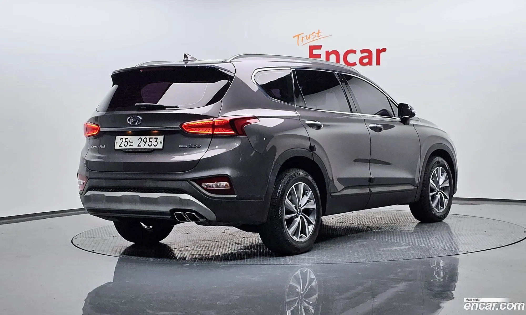 Hyundai Santa Fe Diesel 20 4Wd 2019 - фотография 12210292