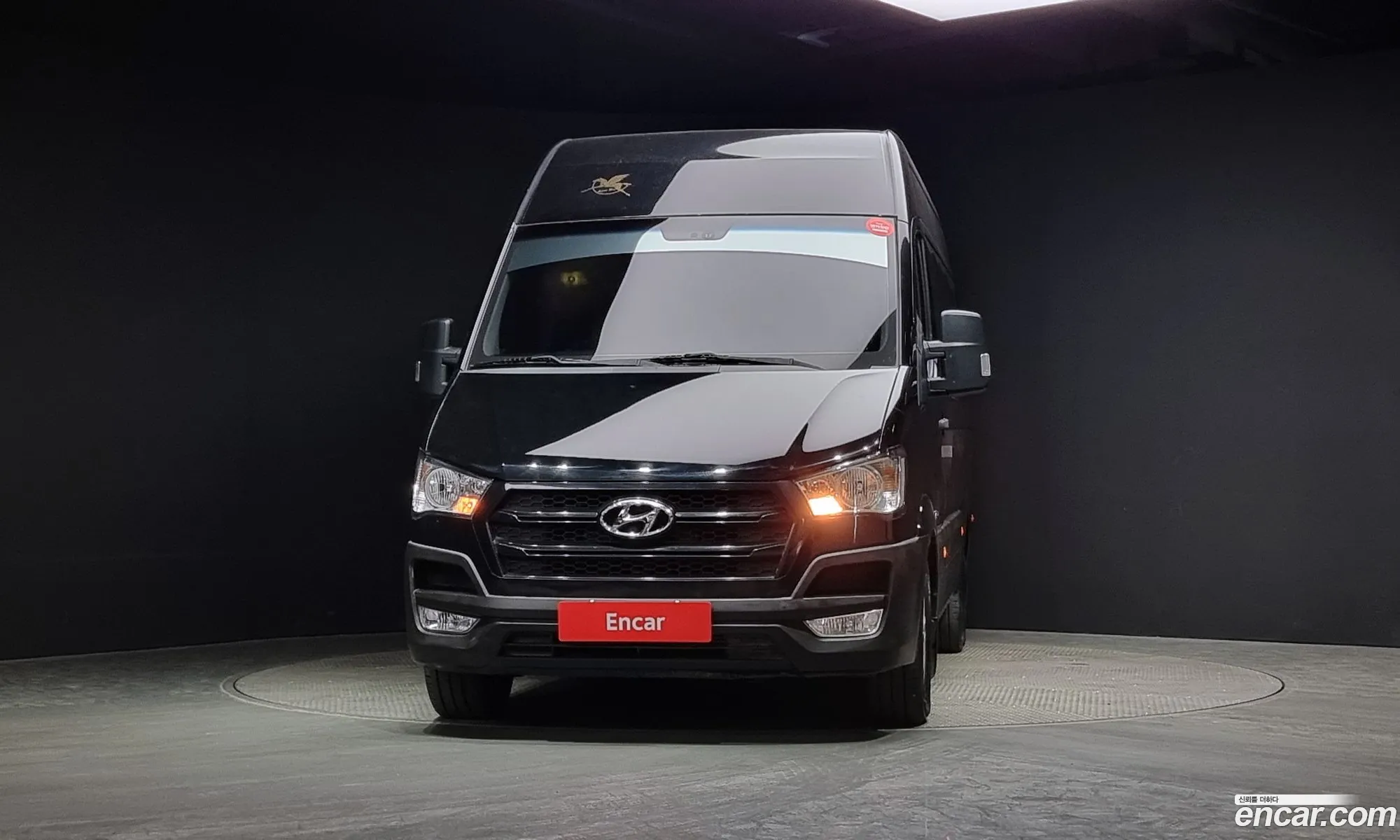 Hyundai Solati 16-Seater Deluxe - фотография 14150970