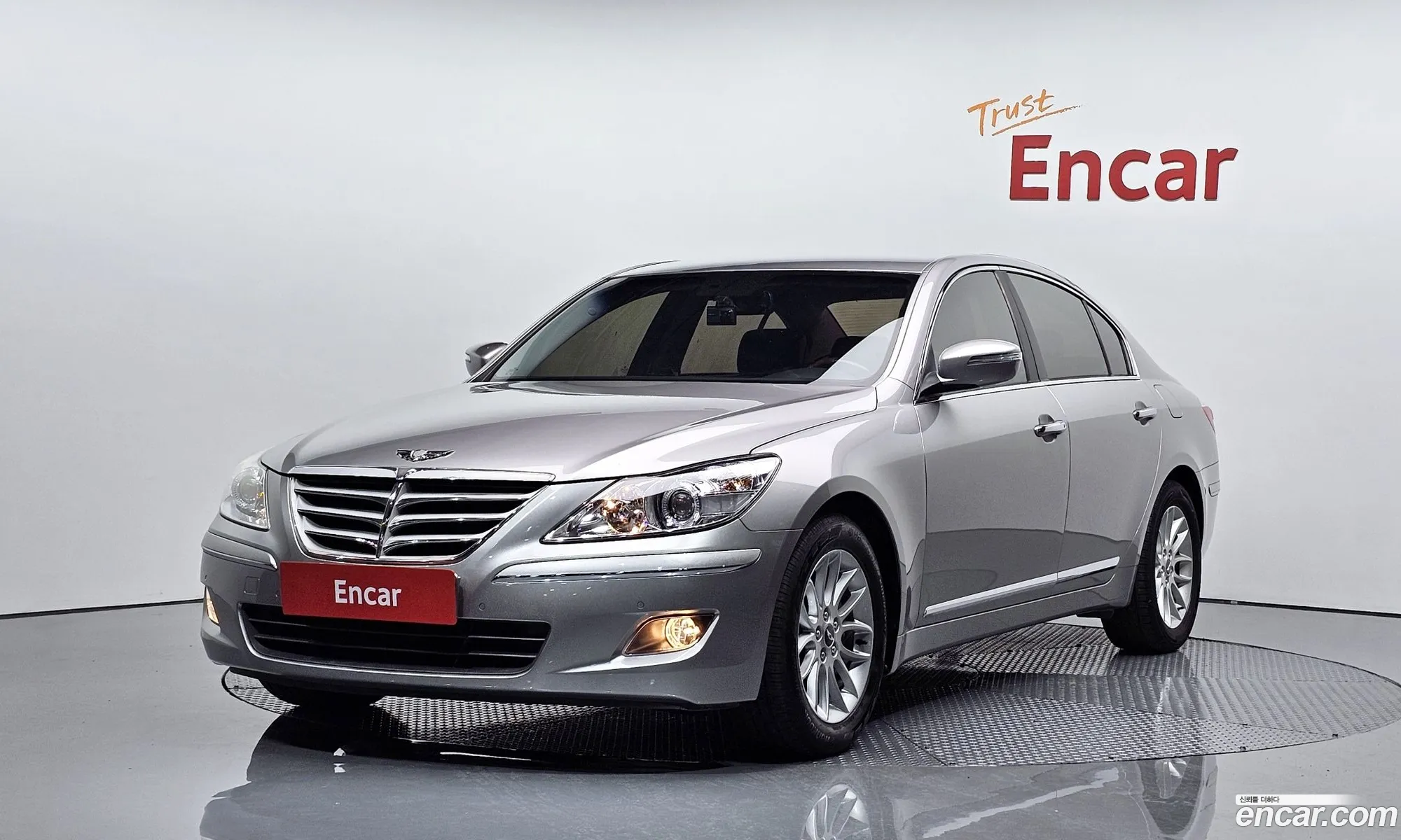 Hyundai Genesis I Bh330 Luxury 2010 - фотография 12263239