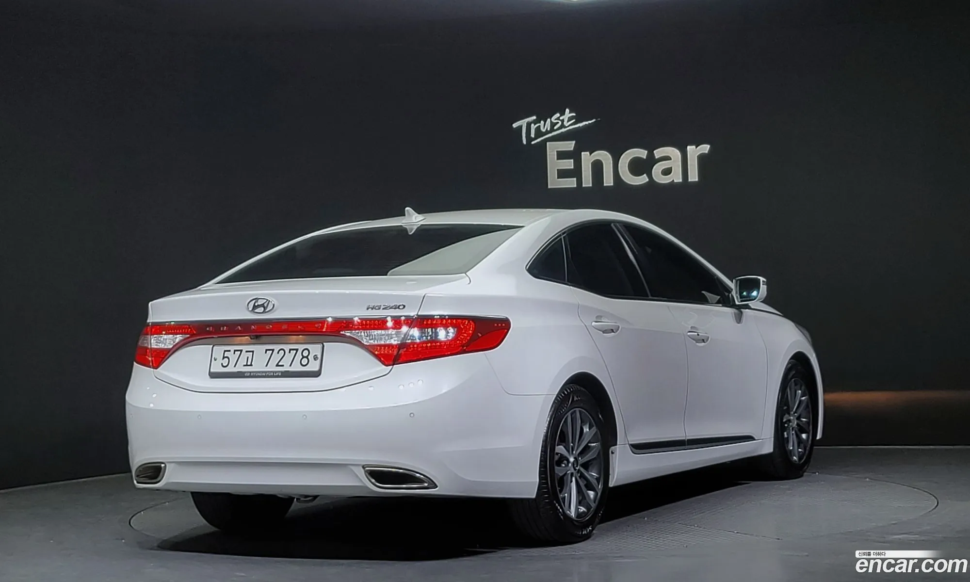 Hyundai Grandeur V Hg240 Luxury 2012 - фотография 19479266