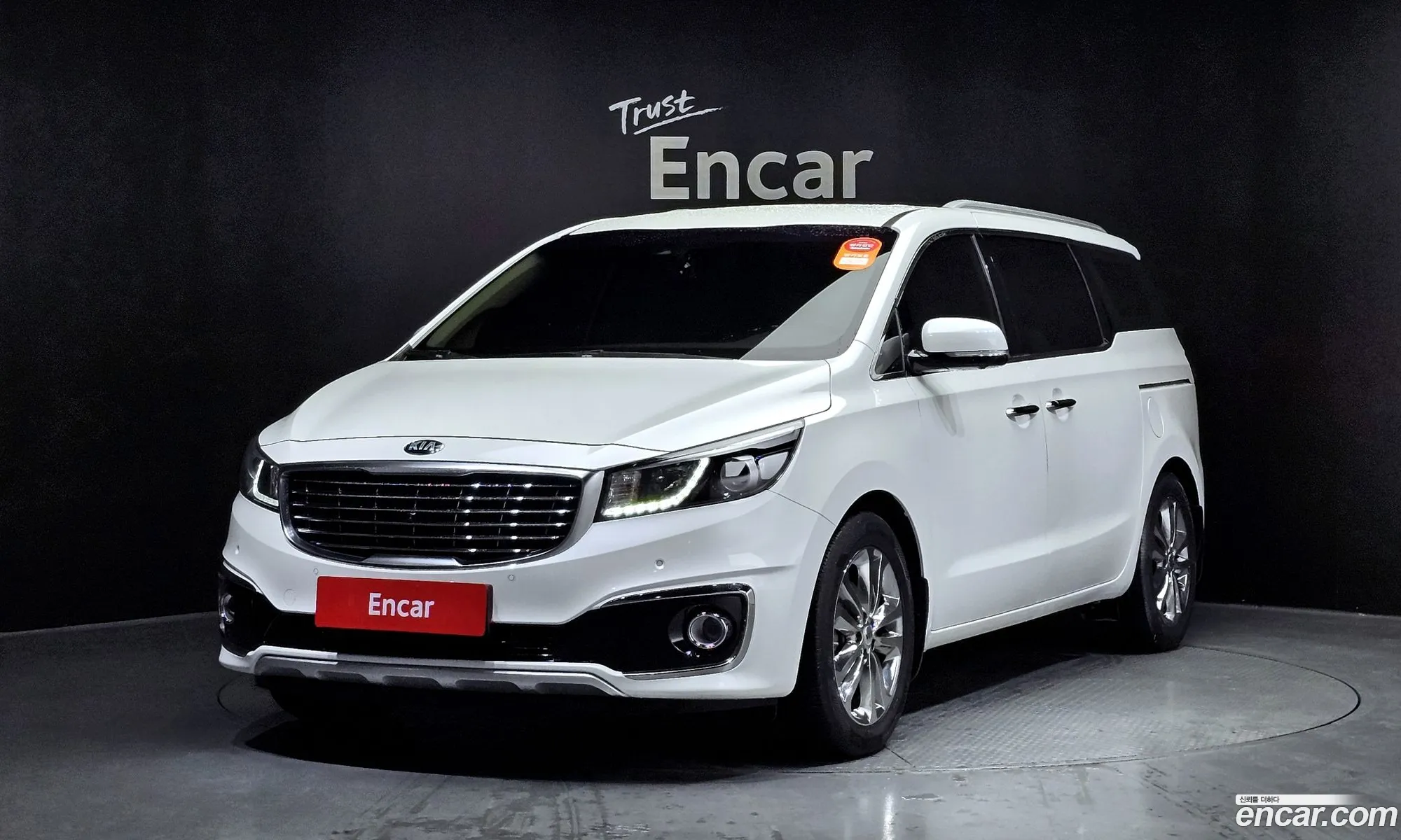 Kia Carnival 9-Seater Noblesse Special 2018 - фотография 19018526