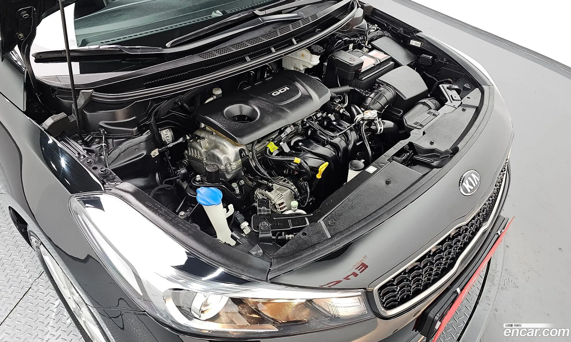 Kia K3 I Deluxe 2017 - фотография 15635750