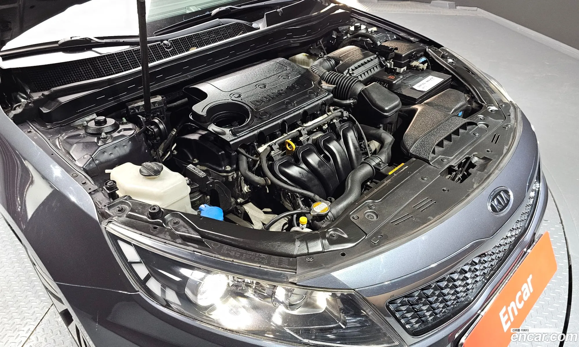 Kia K5 I 20 Prestige 2011 - фотография 19225318