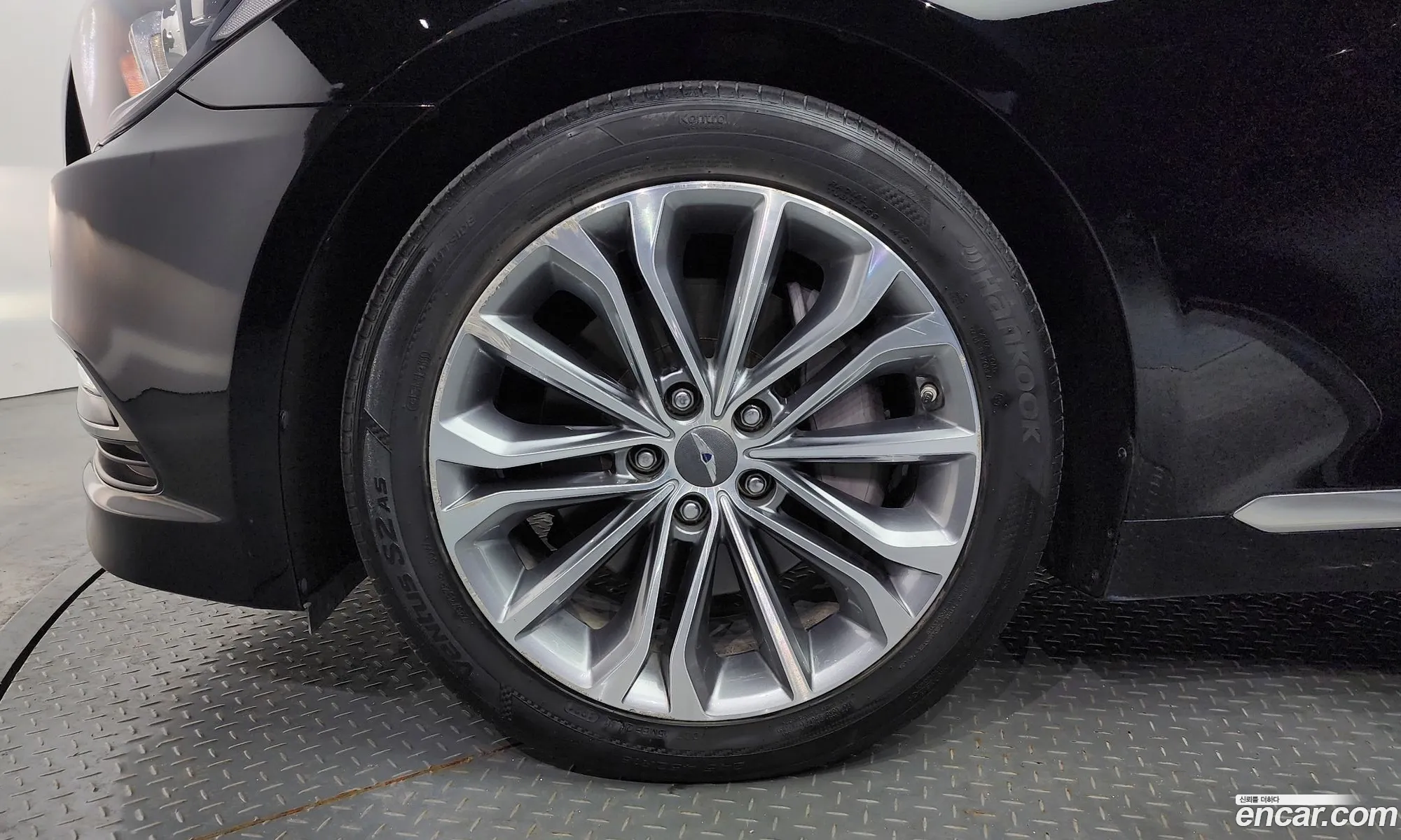Hyundai Genesis Ii G330 Modern Awd 2016 - фотография 17263641