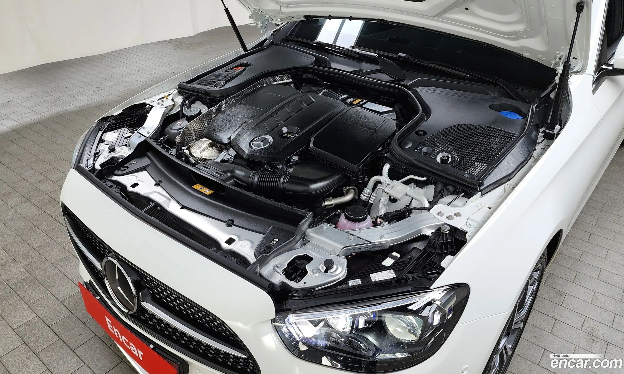 Mercedes E-Class W213 E220D 4Matic Amg Line - фотография 12470334