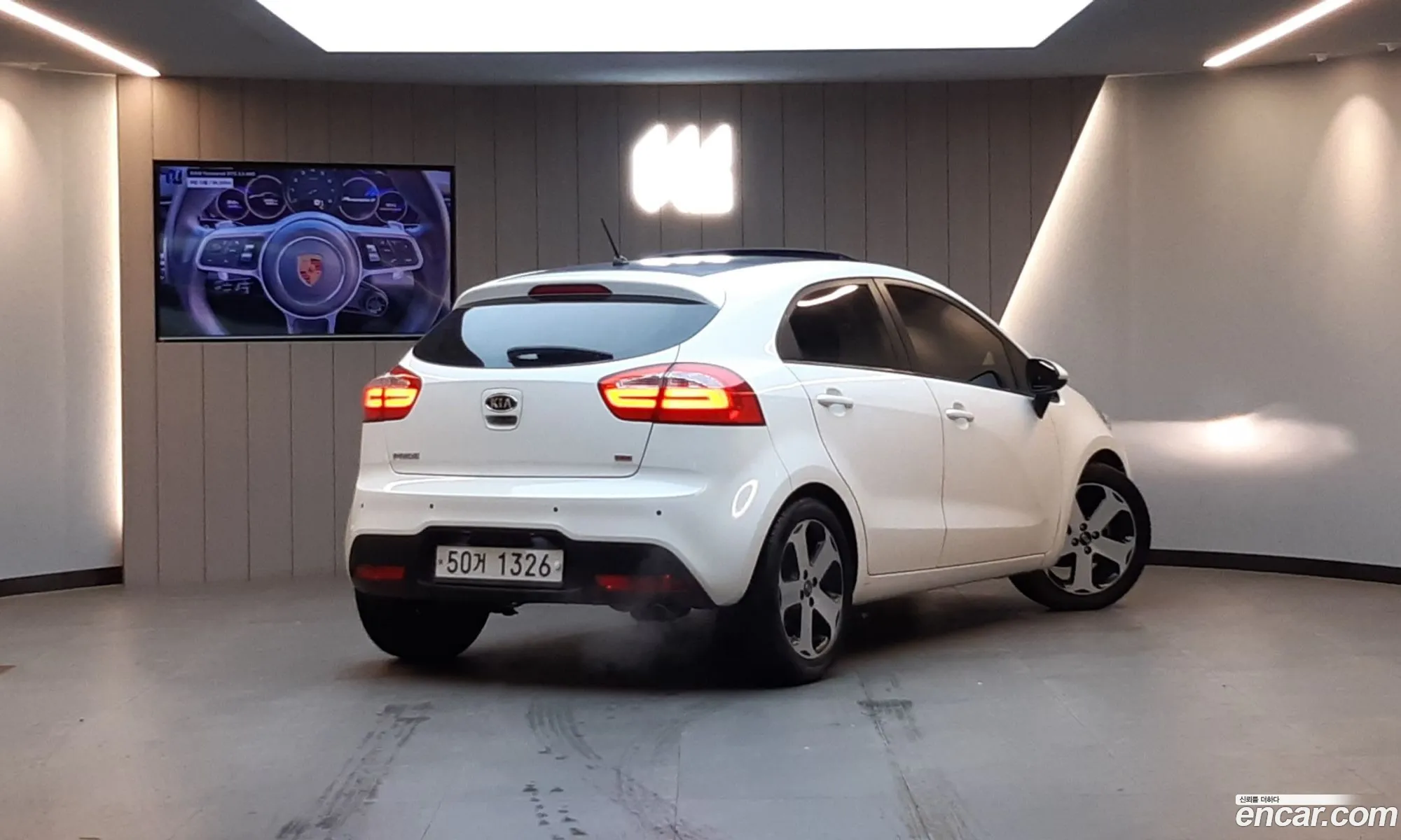 Kia Pride Iii 16 Gdi Hatchback 2011 - фотография 12436174
