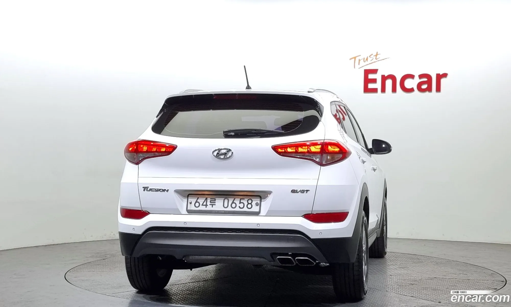Hyundai Tucson Iii Diesel 20 2Wd 2016 - фотография 12617568