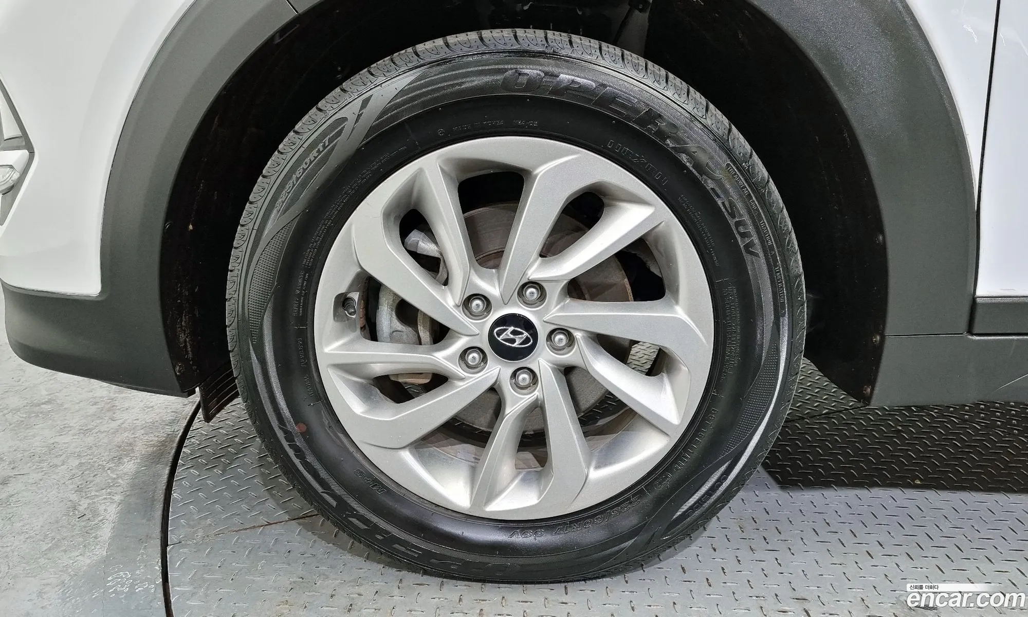 Hyundai Tucson Iii Diesel 20 2Wd 2016 - фотография 12617569