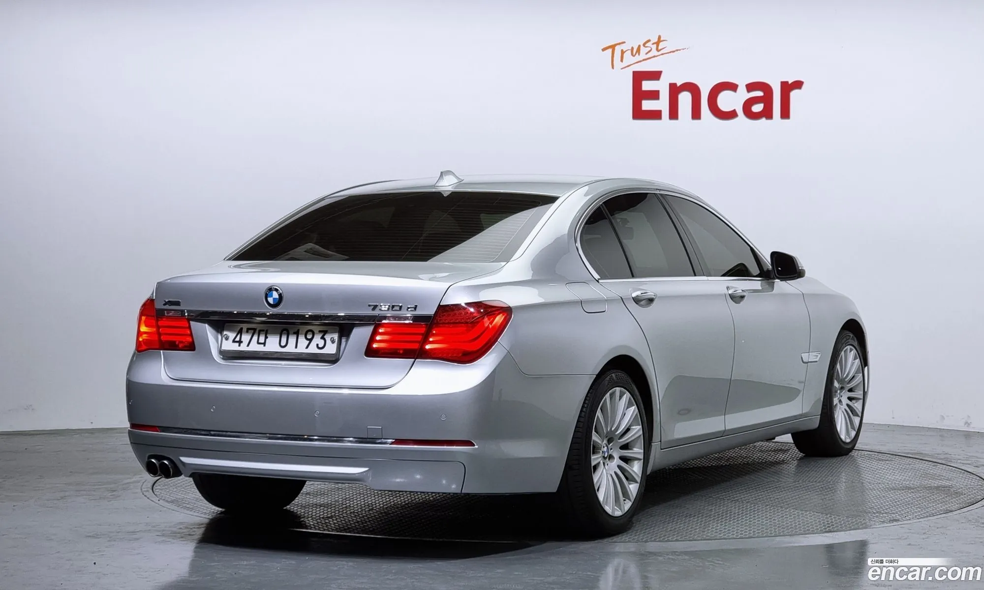 BMW 7Er V F01F02F04 730DxDrive 2014 - фотография 17047936