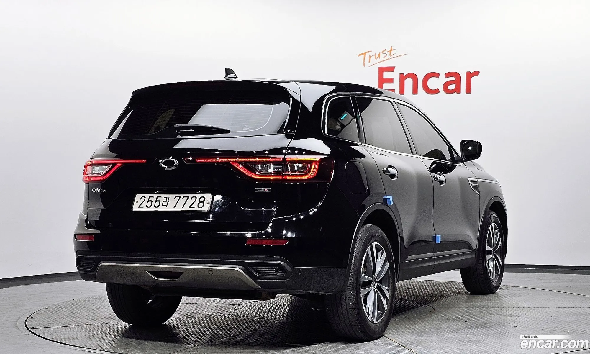 Renault Samsung Qm6 20 Gde Le 2Wd 2020 - фотография 11224621