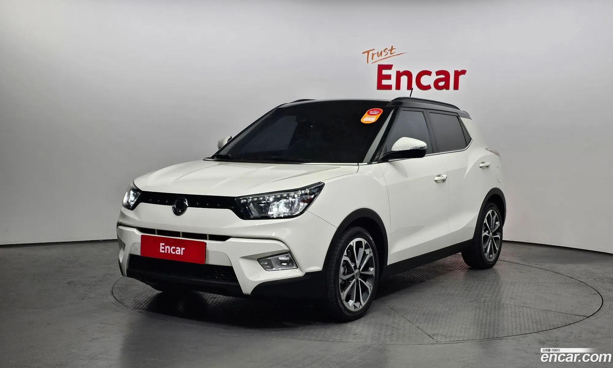 Ssangyong Tivoli Tivoli Lx 2Wd 2017 - фотография 15644640