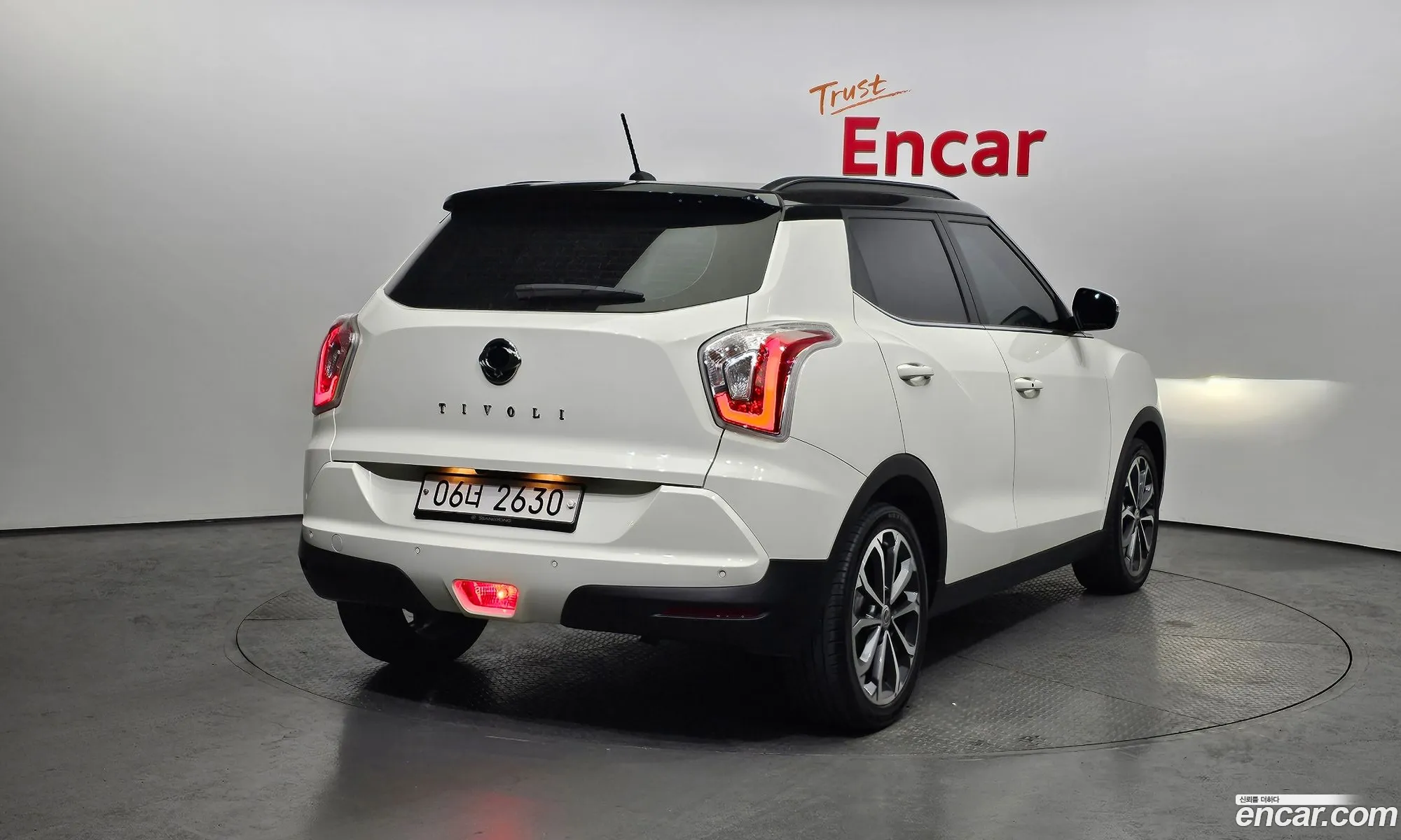 Ssangyong Tivoli Tivoli Lx 2Wd 2017 - фотография 15644641