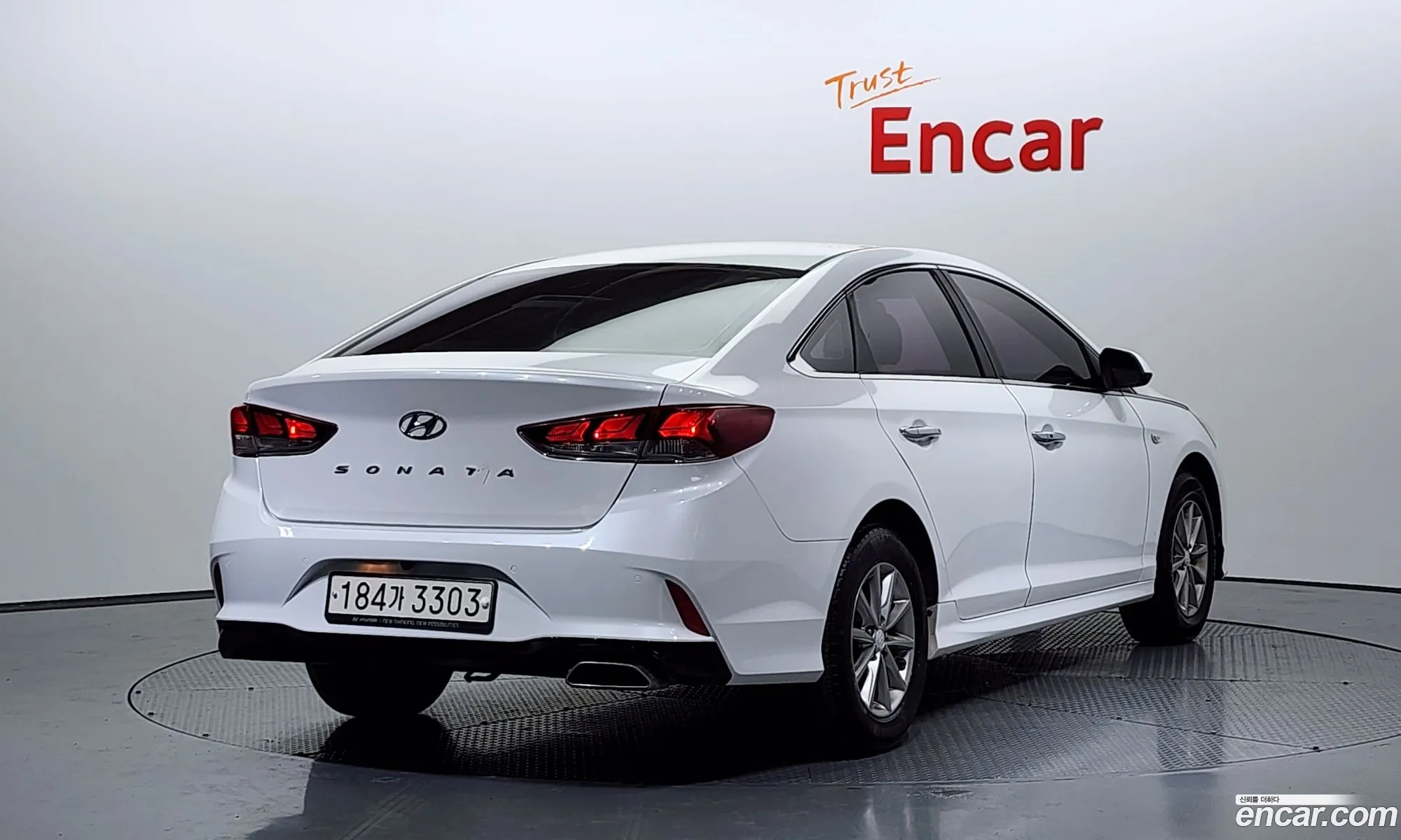 Hyundai Sonata Lpi Style 2019 - фотография 15991859