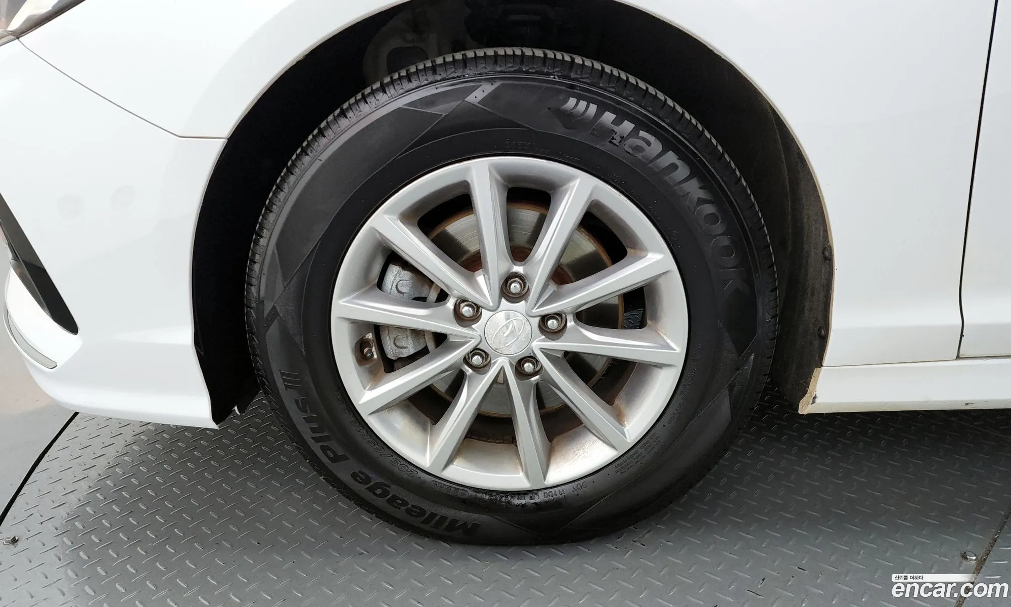 Hyundai Sonata Lpi Style 2019 - фотография 15991862