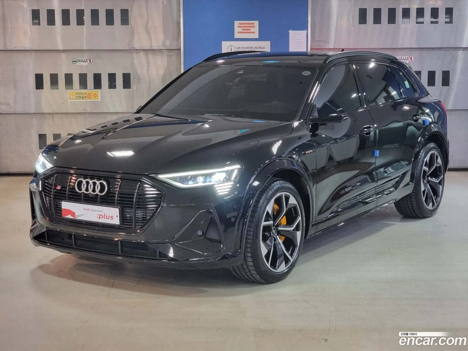 Audi E-Tron I S 2022 - фотография 51742