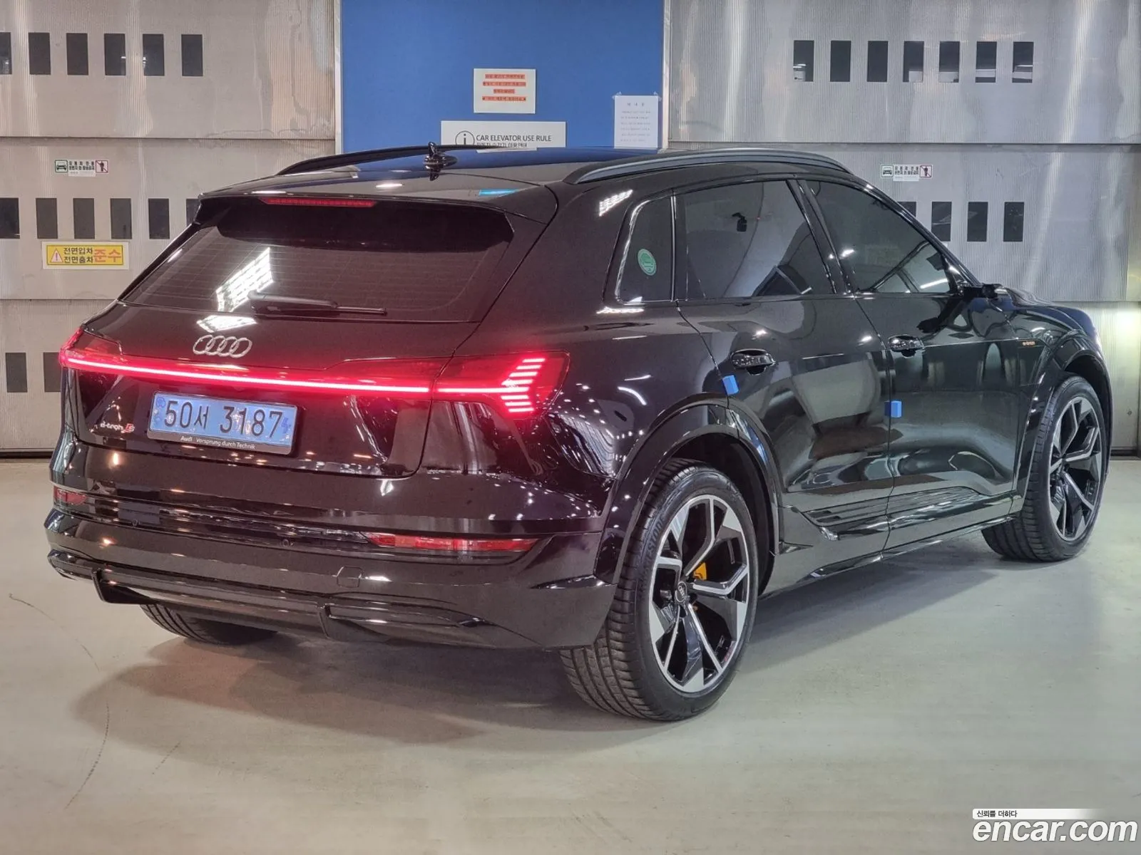 Audi E-Tron I S 2022 - фотография 51743