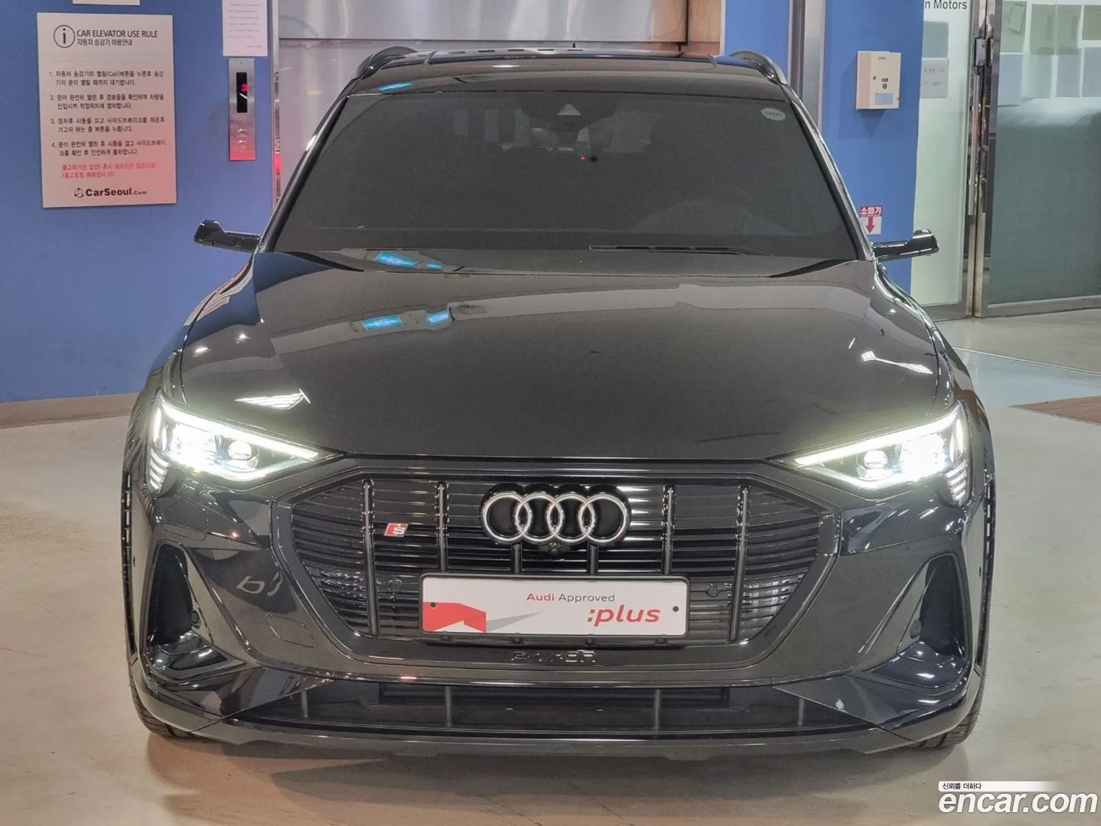 Audi E-Tron I S 2022 - фотография 51744