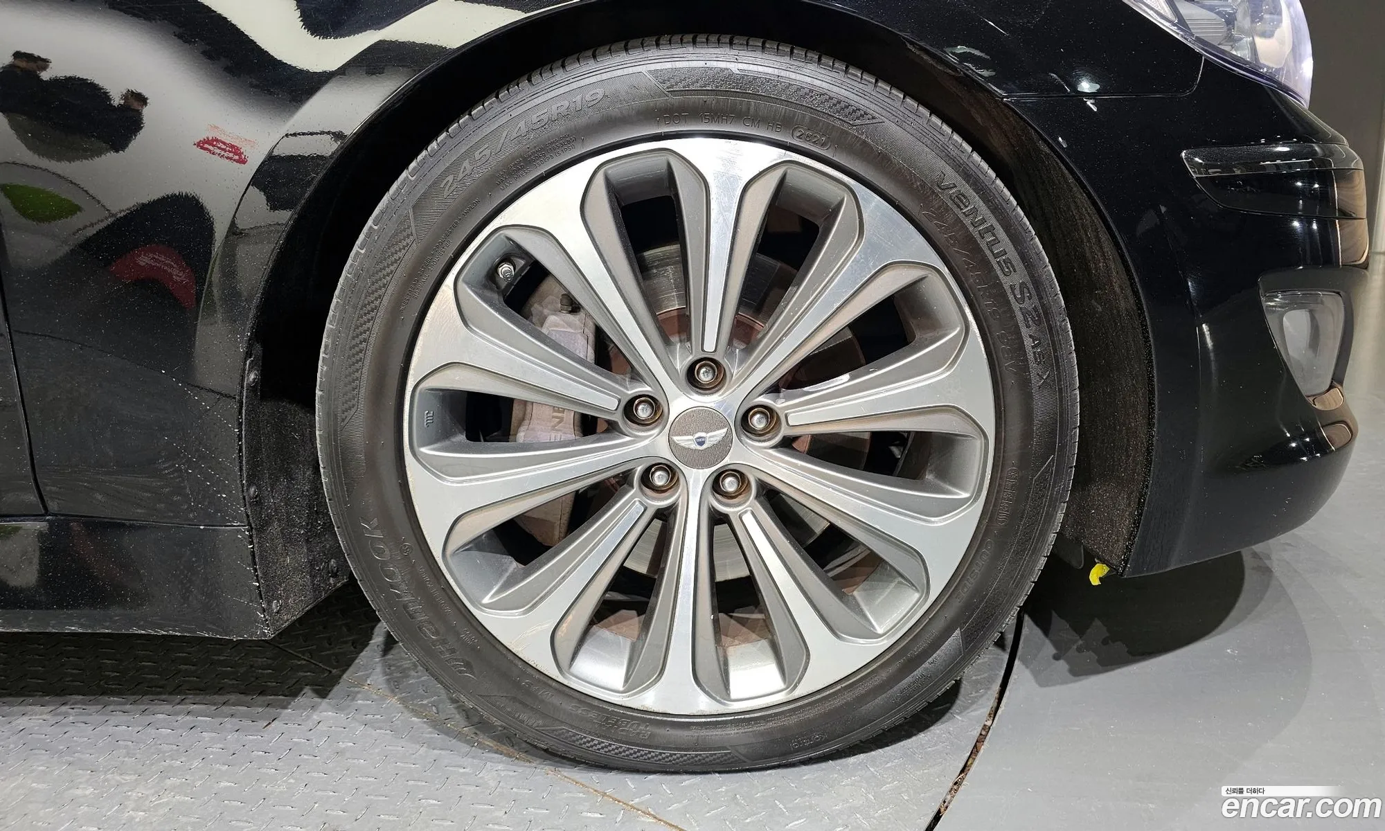 Hyundai Genesis Bh330 Premium 2014 - фотография 12048094
