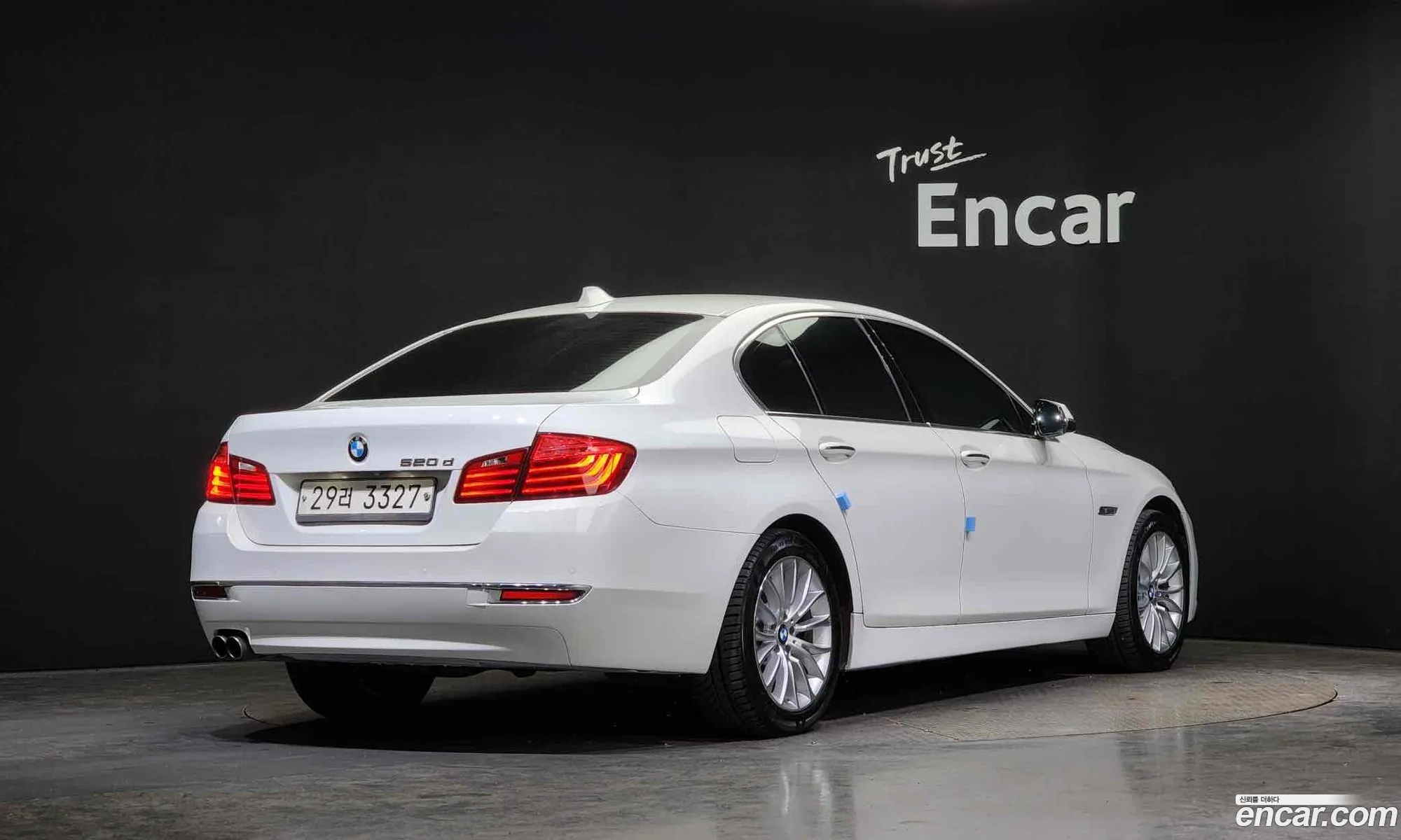 BMW 5Er Vi F10F11F07 520D Luxury 2015 - фотография 965395