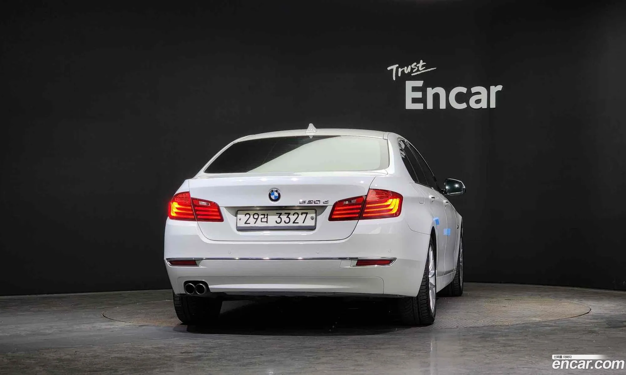 BMW 5Er Vi F10F11F07 520D Luxury 2015 - фотография 965396