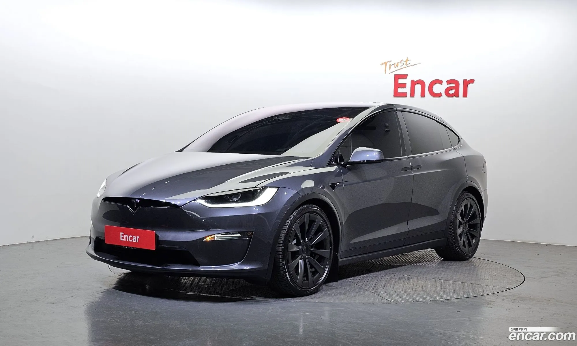 Tesla Model X Awd 2023 - фотография 14550640