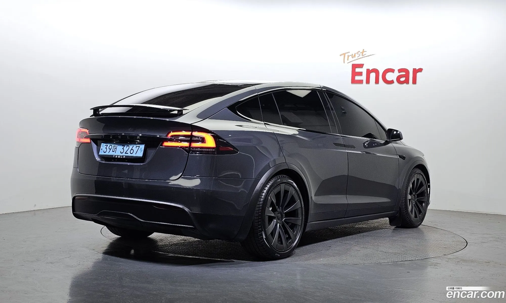 Tesla Model X Awd 2023 - фотография 14550641