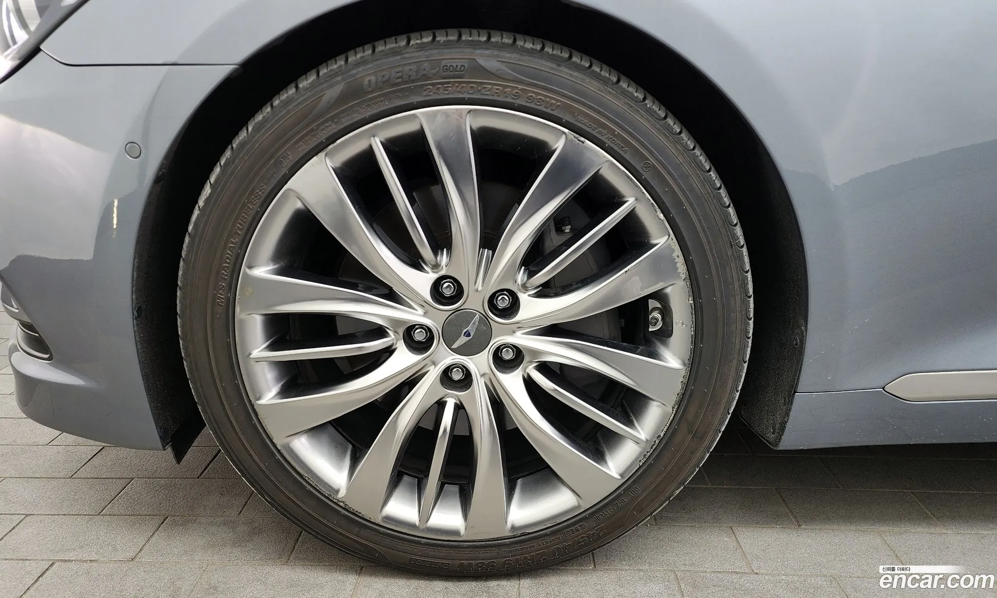 Hyundai Genesis Ii G380 Prestige Awd 2016 - фотография 12492447