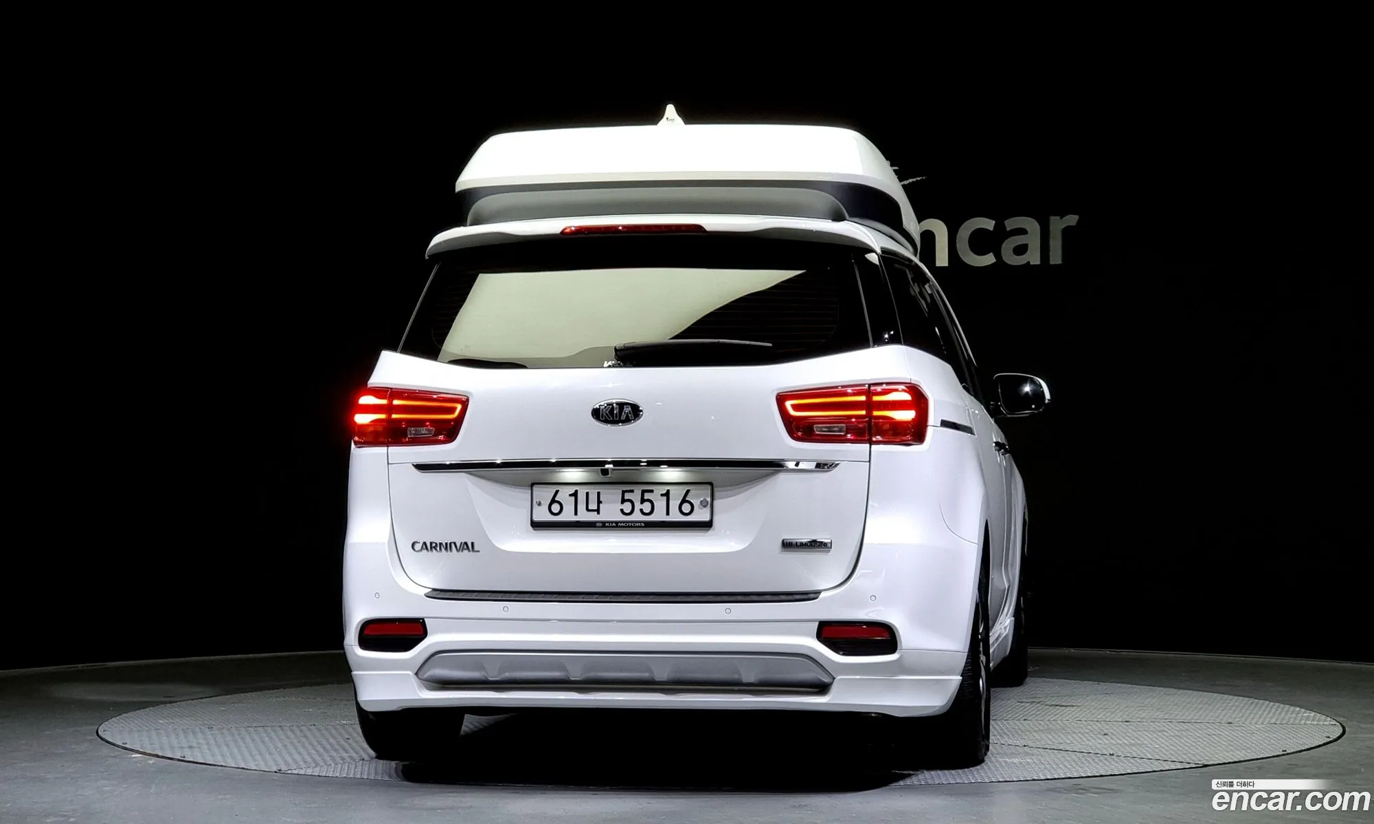 Kia Carnival Iii 9-Seater High Limousine 2018 - фотография 12399494