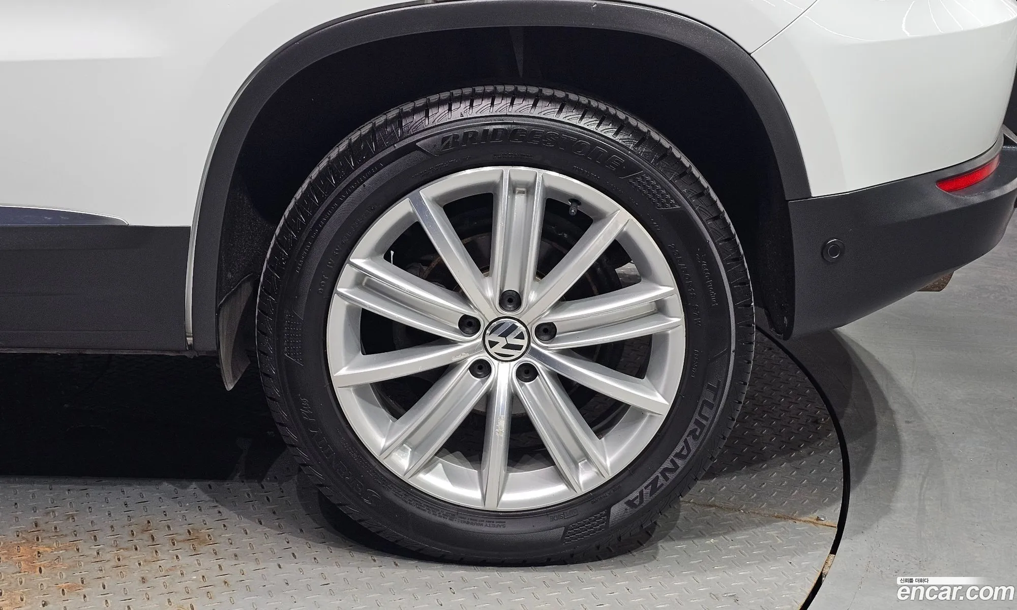Volkswagen Tiguan I 20 Tdi Premium 2014 - фотография 4818392