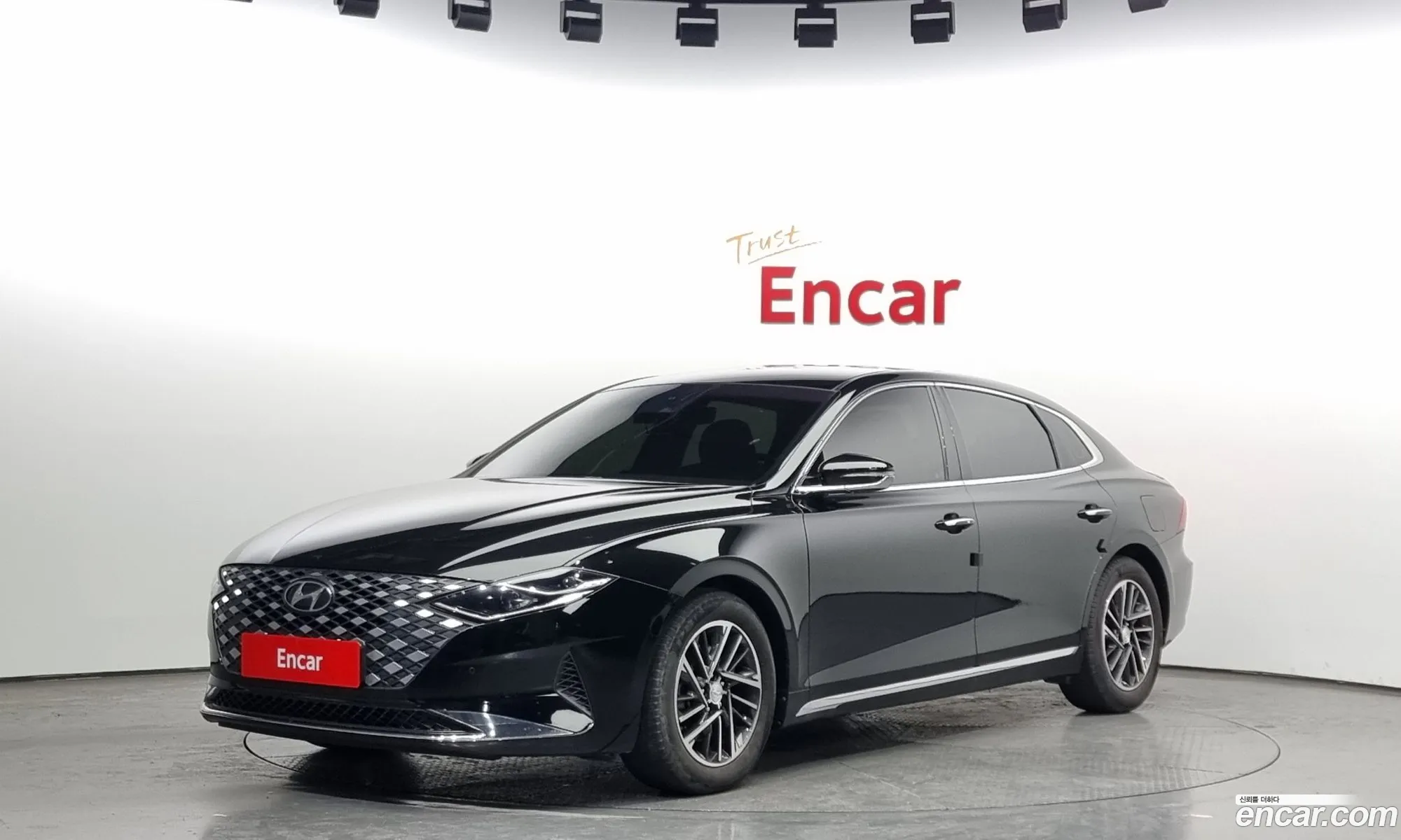 Hyundai Grandeur Vi 25 2020 - фотография 11329302