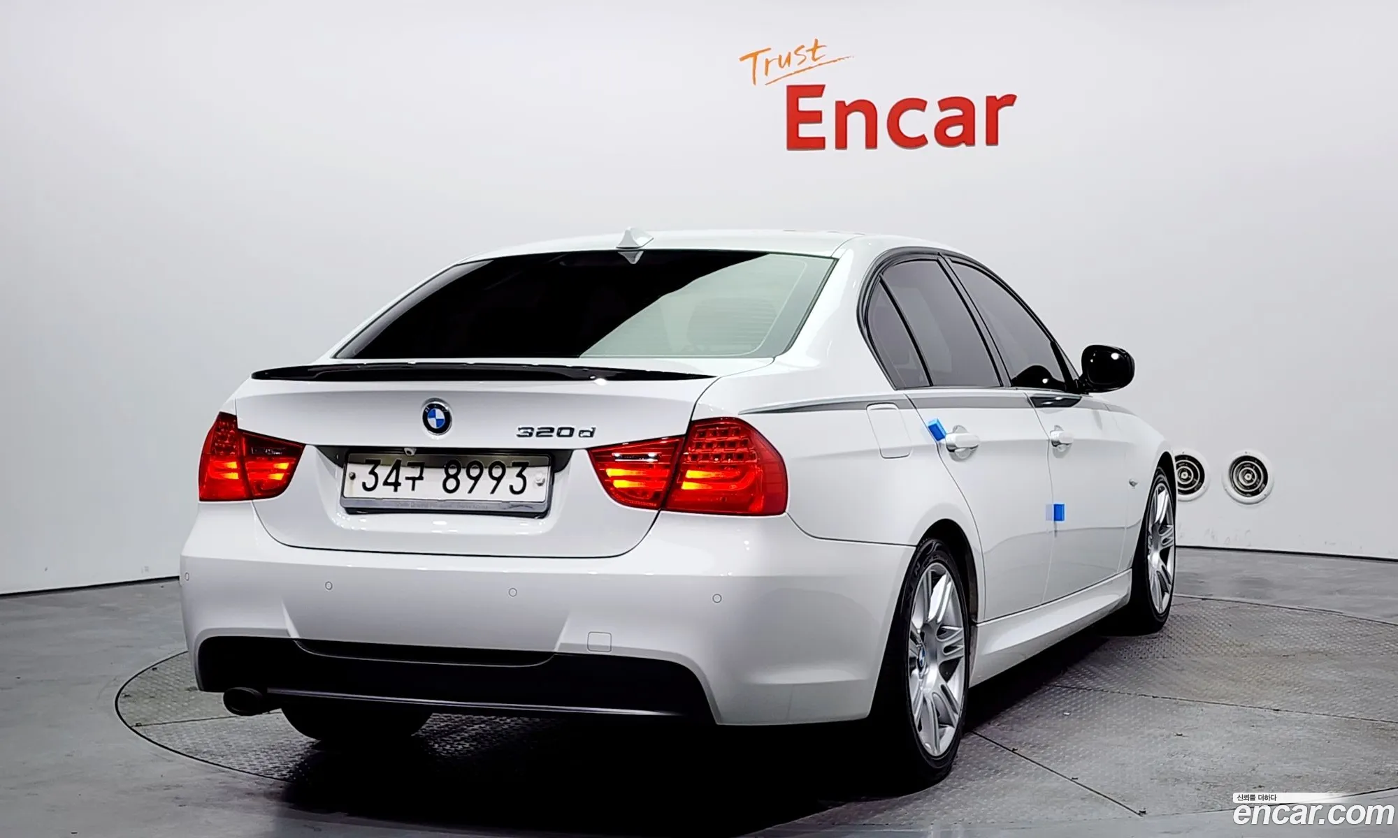 BMW 3Er V E90E91E92E93 320D Sedan M Sports 2010 - фотография 12539941