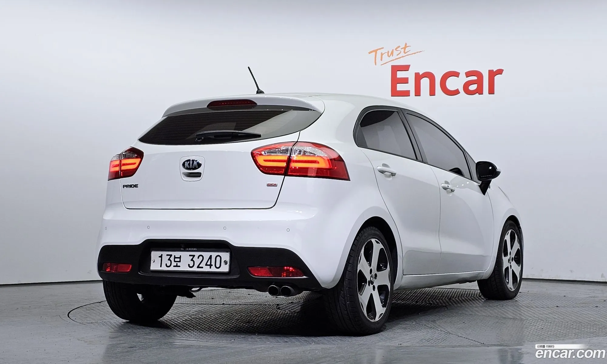 Kia All New Pride 16 Gdi Hatchback Prestige - фотография 11822114